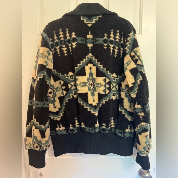 Pendleton Women’s “Foxglove Range” Geometric Fleece Bomber Jacket - Picture 8 of 11